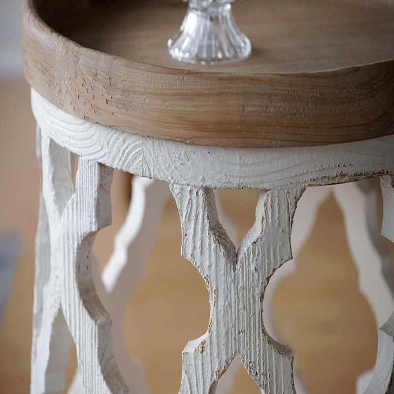 Grande table d'appoint 23 po blanche vieillie