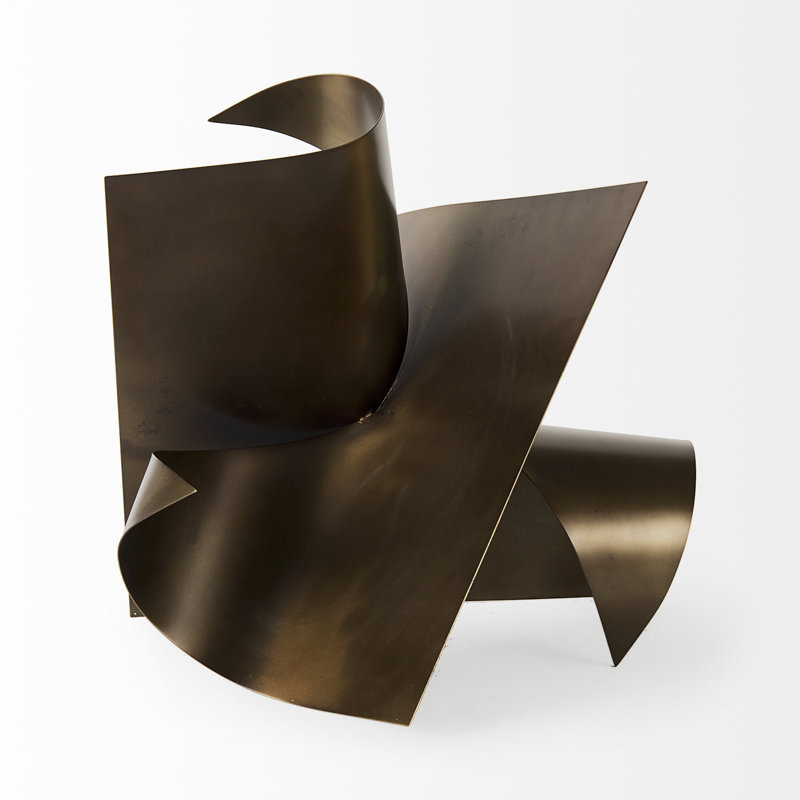 Bishock sculptural en métal, H 18,11 po x l 18,11 po x P 18,11 po, Or antique