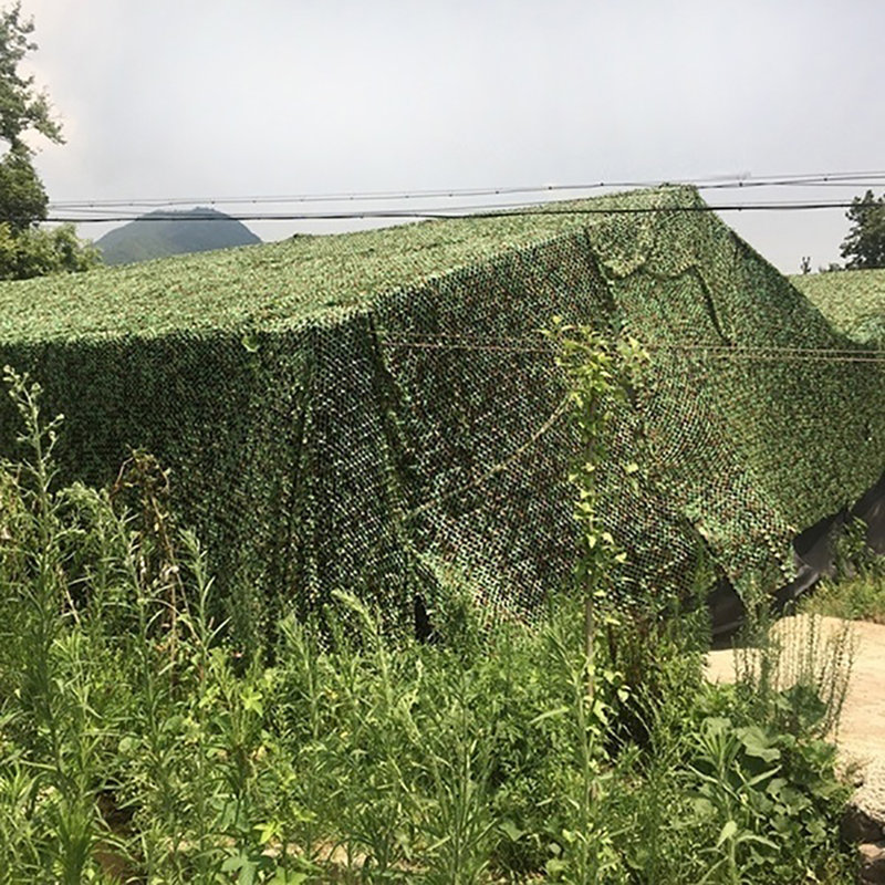 Ortrud Dakota Fields Green Plastic Screen, 150cm W x 1000cm D