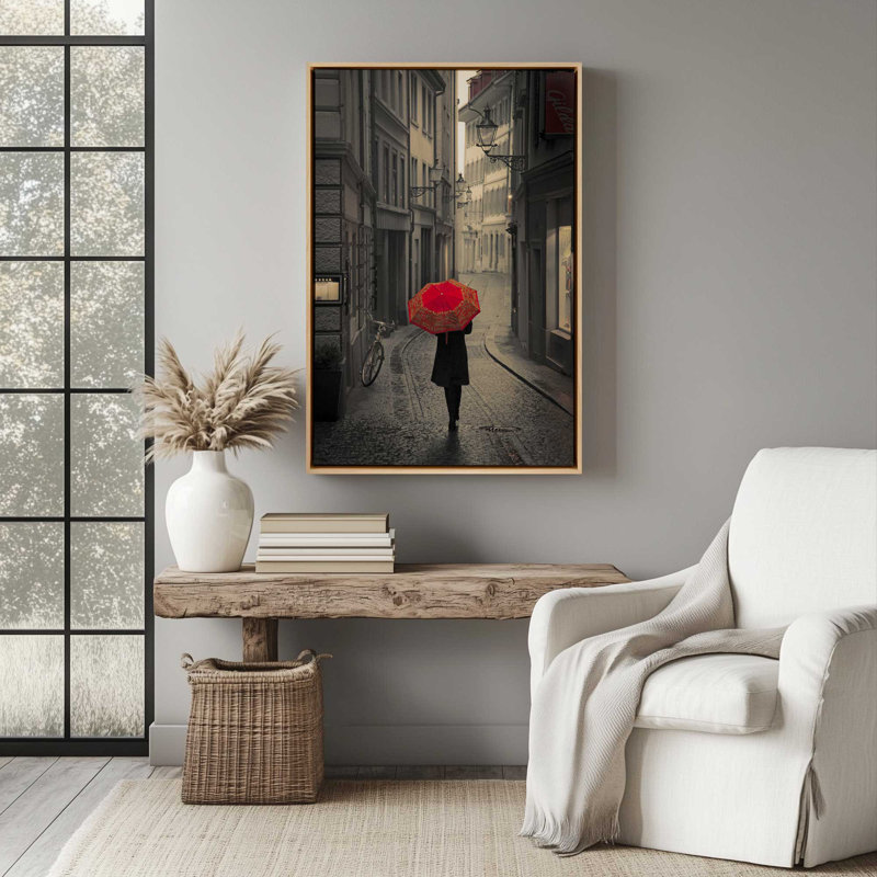 Parapluie rouge rêverie, H 48,75 po x l 32,75 po, Impression encadrée sans passe-partout, Érable américain
