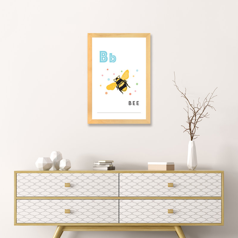 Alphabet Flash Card B - impression d'art graphique, Papier avec cadre beige, H 24 po x l 16 po x P 1 po, Blanc