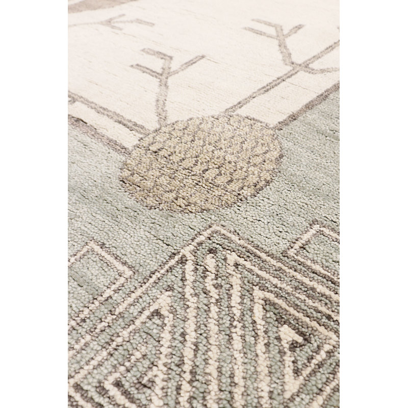 Khotan Hand Knotted Wool Oriental Area Rug in Ivory/Green
