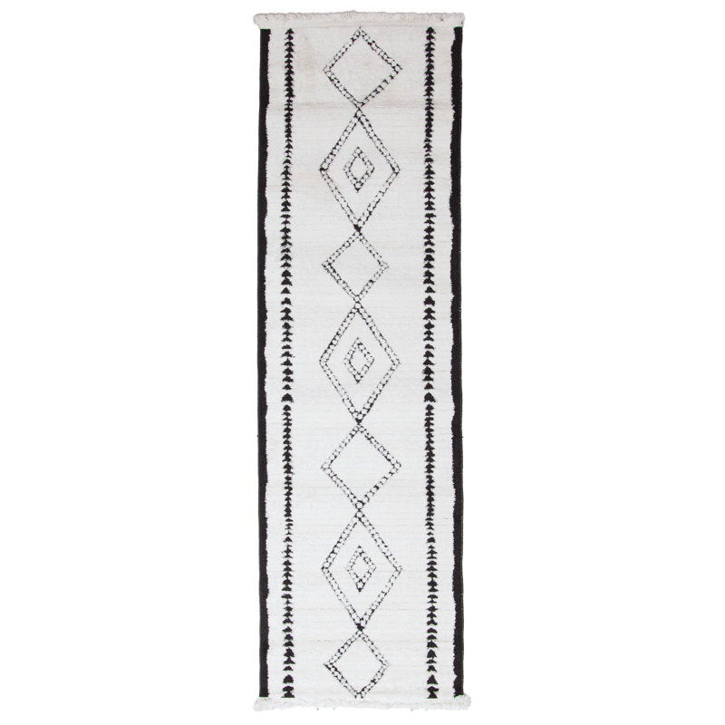 Manvil Ivory Rug, Runner 2'3" x 7'6"