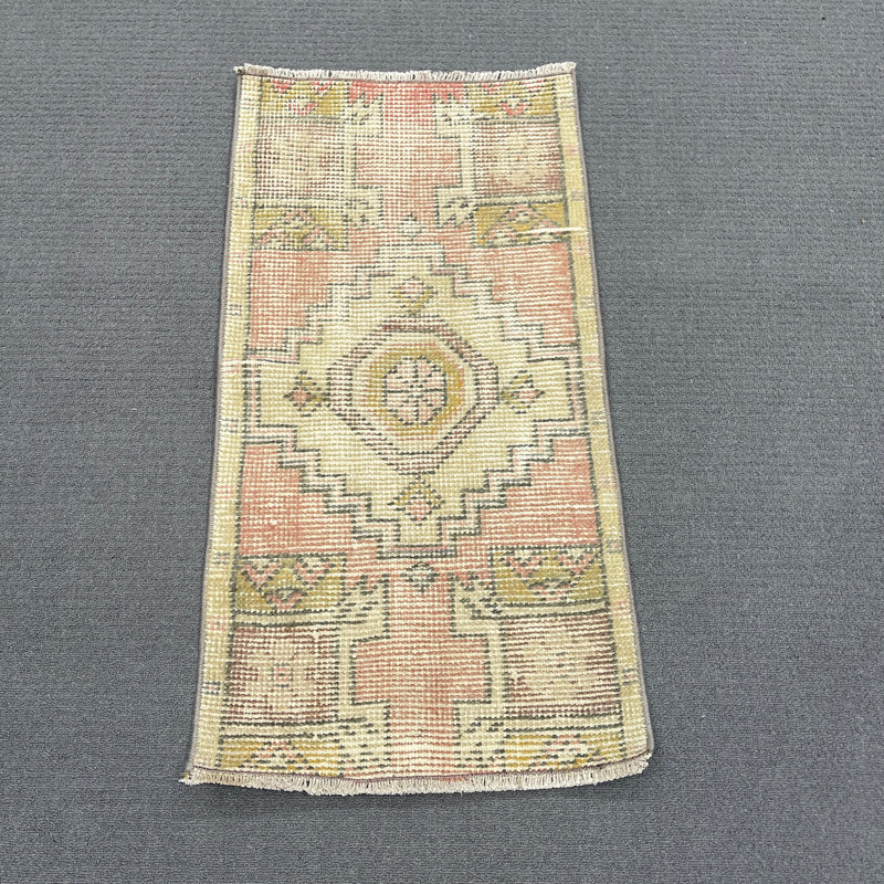 Tapis beige rétro en laine, motif géométrique 17,7 x 34,3 pouces