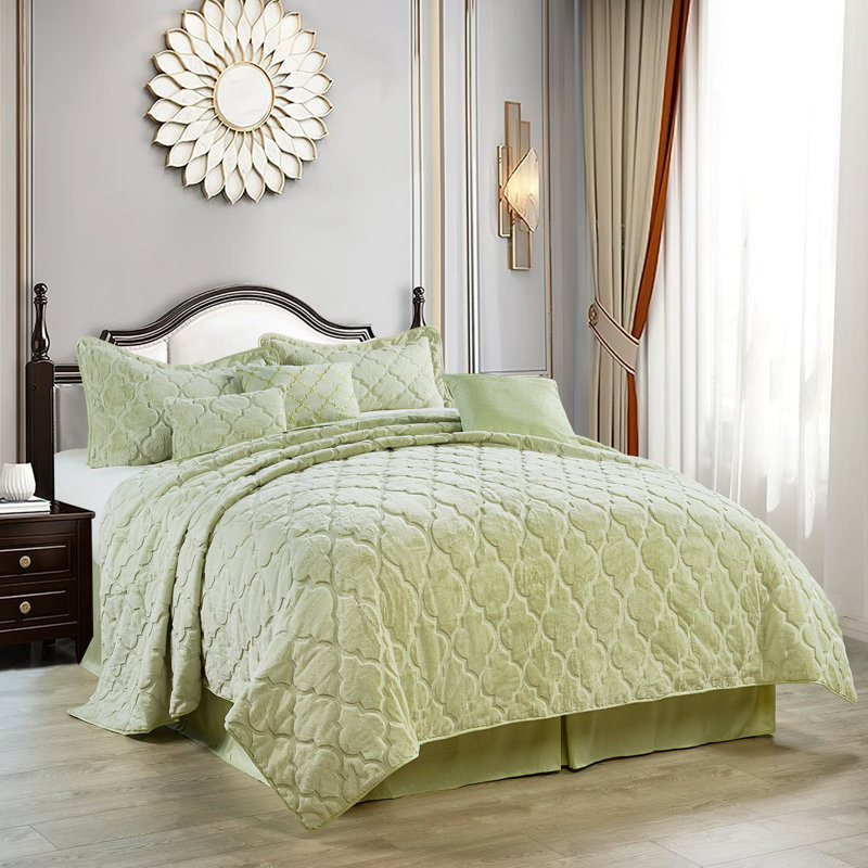 7 Piece Ogee Currey Faux Fur Embroidery Set, Queen Quilt, Light Green