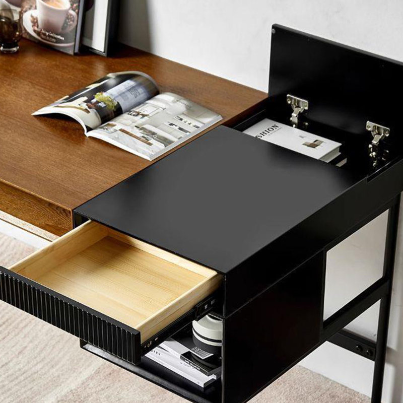 Petit bureau de style italien, H 29,53 po x l 62,99 po x P 27,56 po