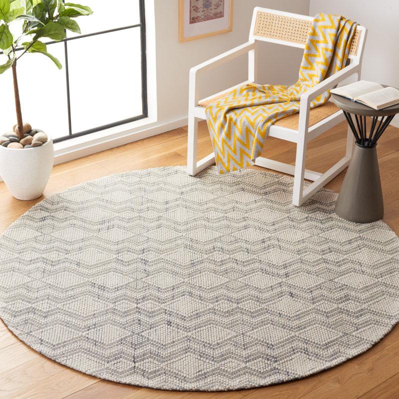 Tapis géométrique en laine / polyester tissé à la main Manya en blanc / gris, Rectangle 6 pi x 9 pi