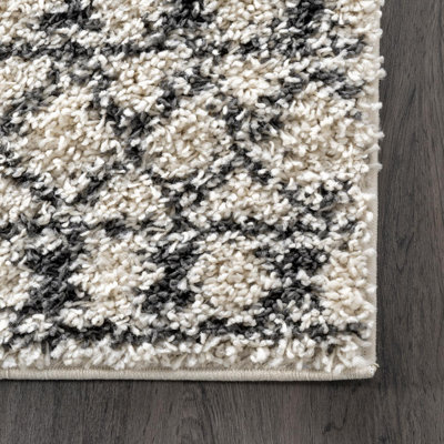Spurling Moroccan Shag Power Loom Performance Cream/Charcoal Gray Rug