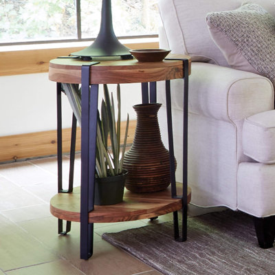 Table de bout Tindal Ryegate en bois d'acacia massif et métal avec tablette inférieure - Design rustique moderne