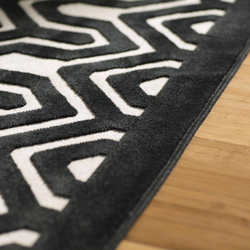 Derr Geometric Indoor Rug, Rectangle 3'6" x 5'6"