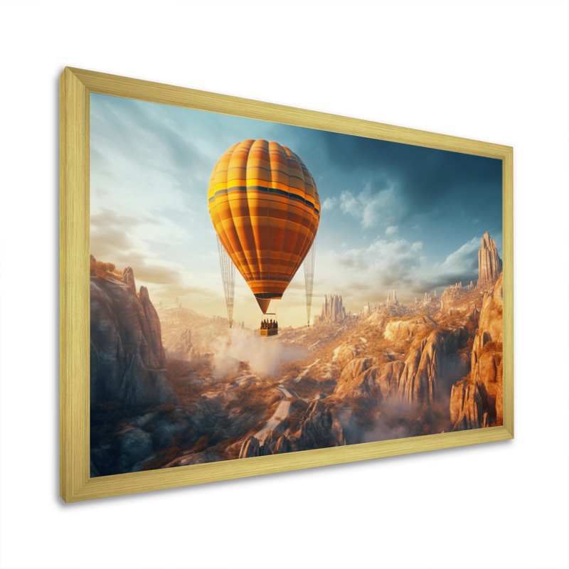 «Yellow Hot Air Ballon», art mural sur toile, H 24 po x l 32 po x P 1 po, Cadre doré à une seule photo
