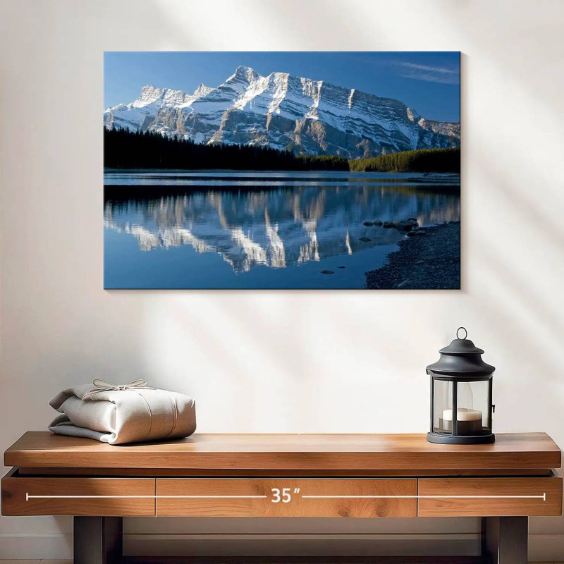 Alvord Lakeside Mountain Reflection, H 16 po x l 24 po