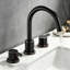 Robinet de lavabo de salle de bain surdimensionné en bronze huilé à 2 poignées et 3 trous à 360 ° avec évier pivotant à 360 ° avec ensemble de bonde escamotable-127342992