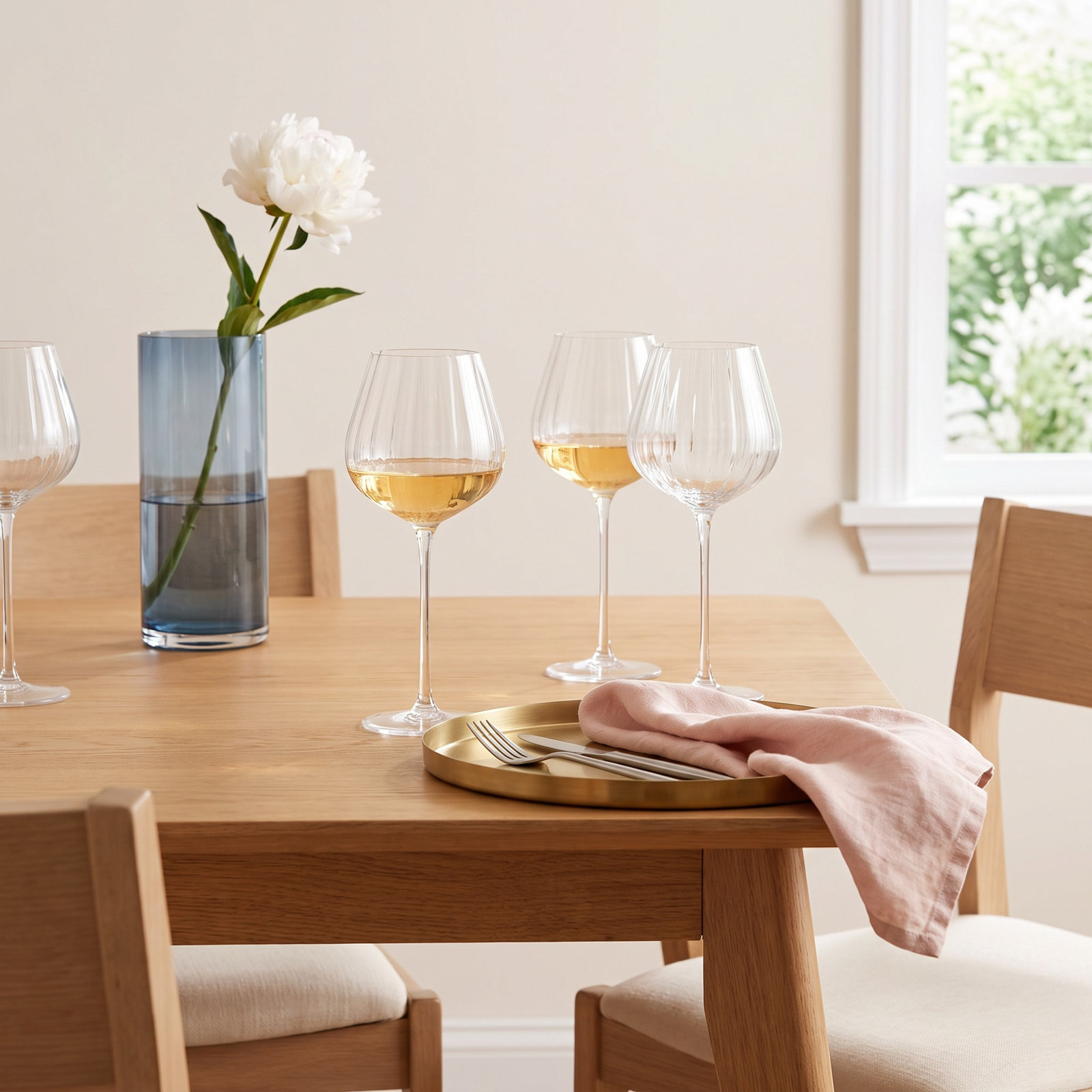Boulder Ribbed Red Wine Glass, Clear