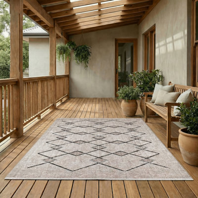 Tapis à motif géométrique marocain beige Thambiah