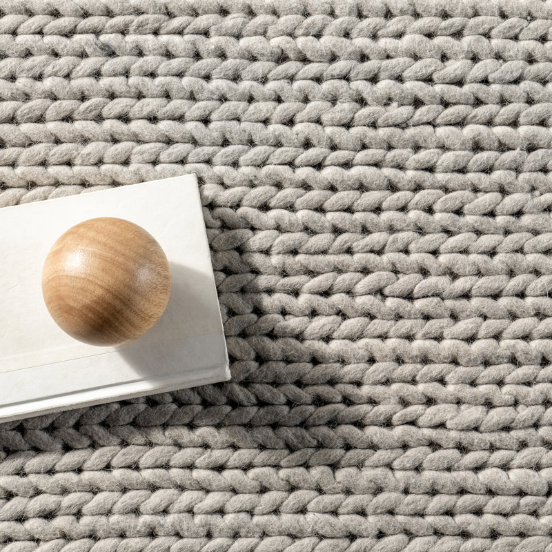 Handmade Braided Wool Light Gray Rug, Oval 8' x 10'