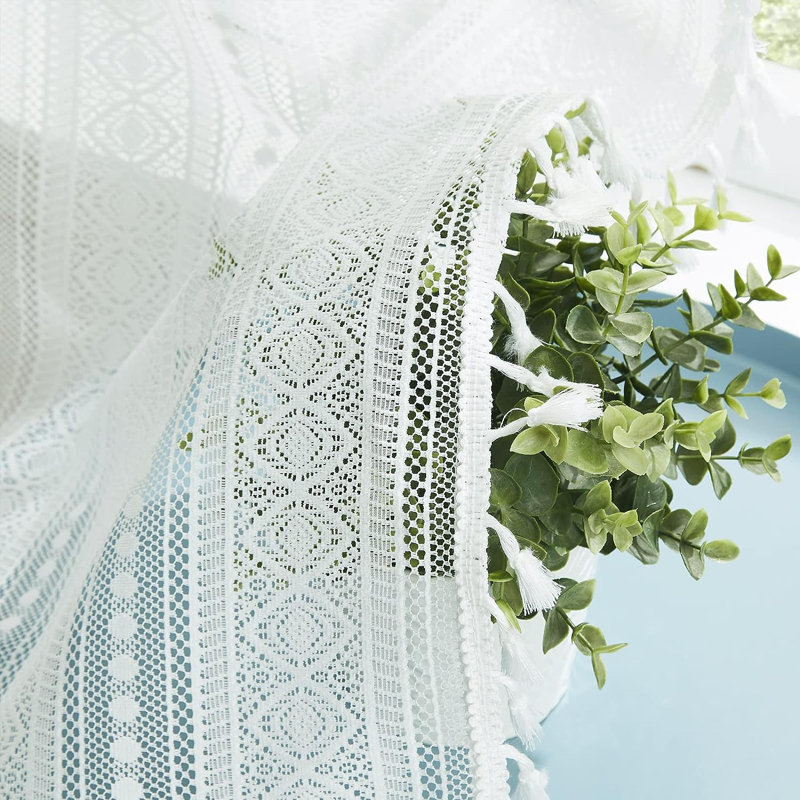Paire de rideaux semi-transparents en polyester Burkard, L 40 po x L 63 po, Blanc