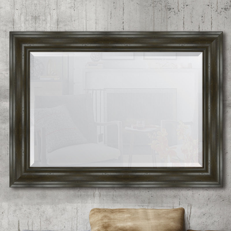 Miroir mural à cadre en résine English, H 44,5 po x l 32,5 po, Gris
