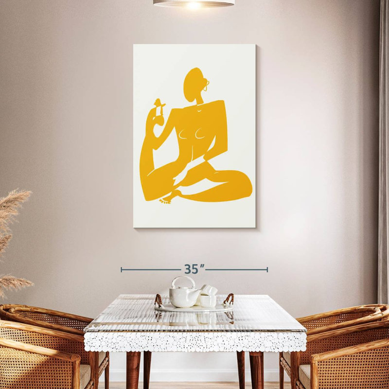 Sirpi nu de yoga en jaune, H 45 po x l 30 po