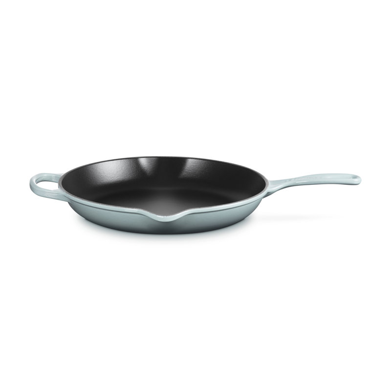 Le Creuset Signature Skillet, Sea Salt, 11.75"