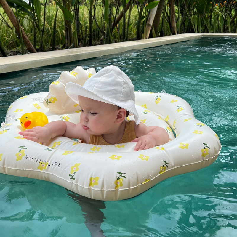 Sunnylife: Baby Float - Mima The Fairy Lemon - gonflable en forme de fleur de piscine, tube d'eau, appui-tête, supports pour les jambes, toile d'ombrage, 24 à 34 lb, âge 1+