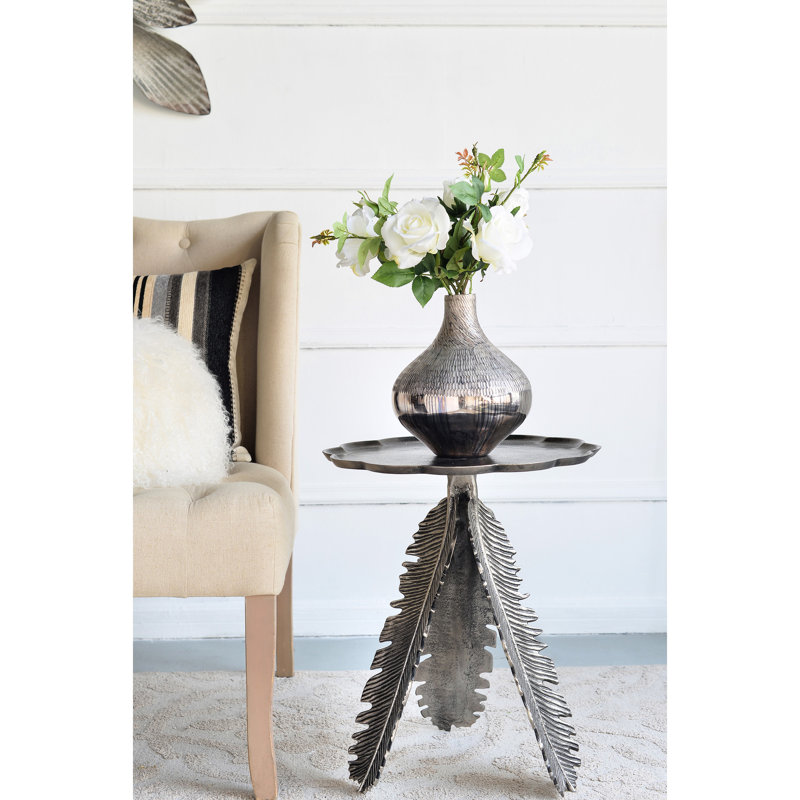 Table d'appoint en aluminium à thème feuille d'aluminium avec charisme feuille d'argent antique