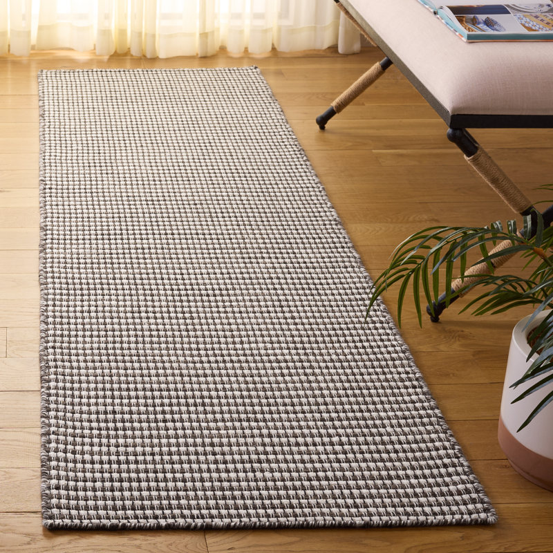 Natura Hand Woven Wool/Cotton Solid Color Rug in Charcoal/Ivory, Runner 2'3" x 8'