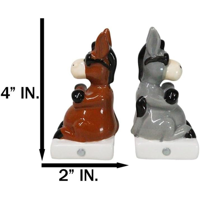 Ânes de Jackass en céramique brun et gris avec des nuances froides poivrières