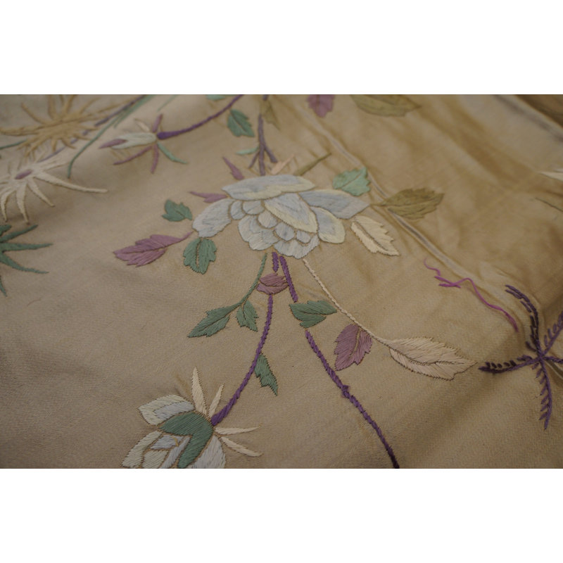 Tapis sauge en soie Antique Textile