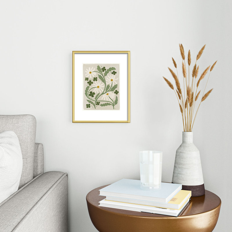 «Megan Galante Clover Daisy», reproduction d'art encadrée en métal, H 10 po x l 8 po, Doré
