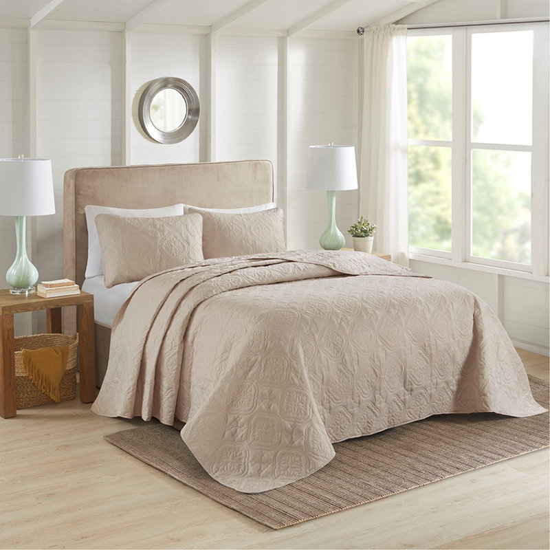 3 Piece Reversible Bedspread Set Khaki King/Cal King, King/Cal King Coverlet/Bedspread + 2 King Shams, Khaki