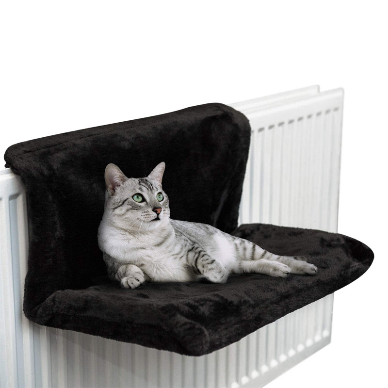 Everleigh Faux Fur Pet Bed