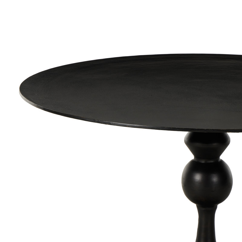 Daffin Round Dining Table