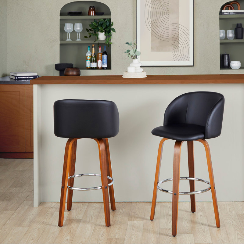 Fixed-Height Barstool with Swivel