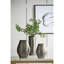 Vase ovale en aluminium avec ciseaux verticaux, parfait pour les décorations élégantes et les arrangements floraux