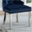 Ensemble de 2 chaises à oreilles avec dossier capitonné bleu et chrome