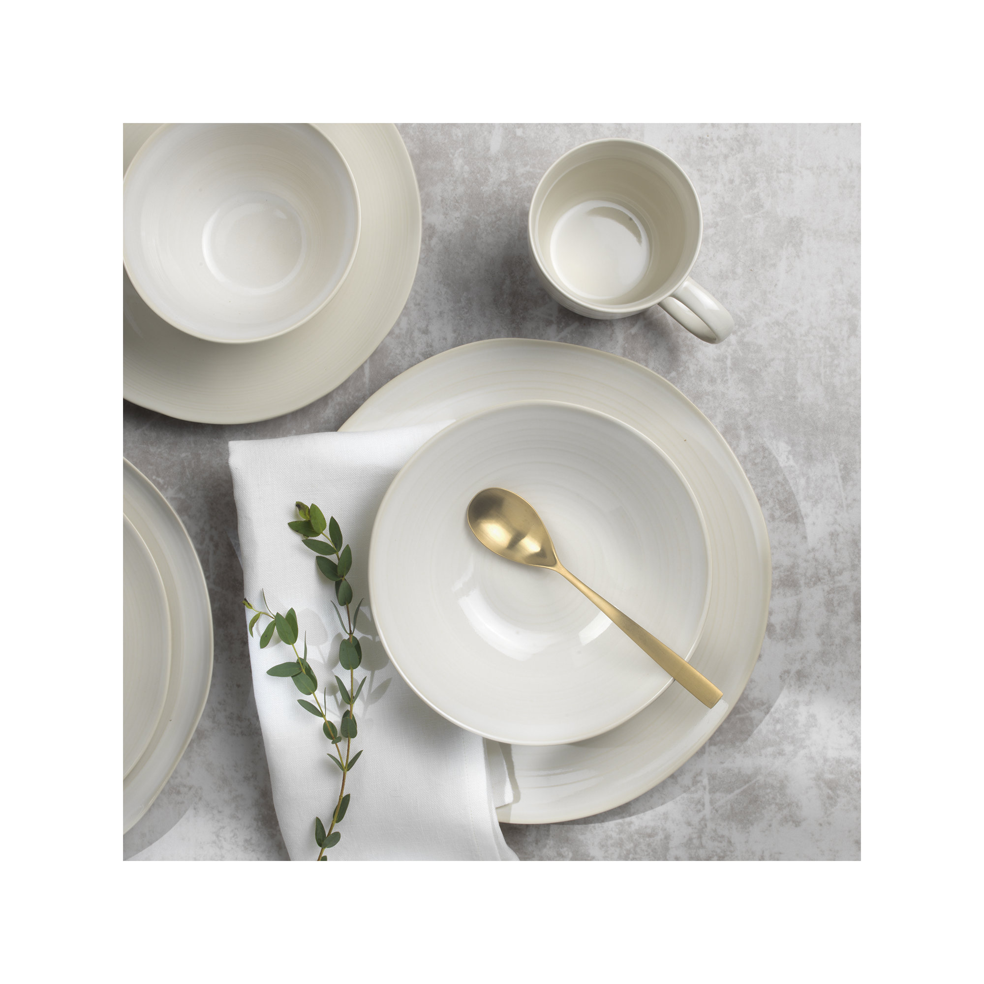 Neree Reactive Glaze 16 piece Stoneware Dinnerware Set (Cereal Bowl Assorted)