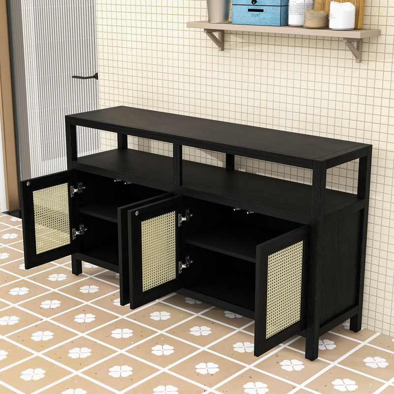 Buffet de style bohémien avec tablettes réglables à 3 positions, portes en rotin tissé à la main et tablettes ouvertes, conception sans poignée