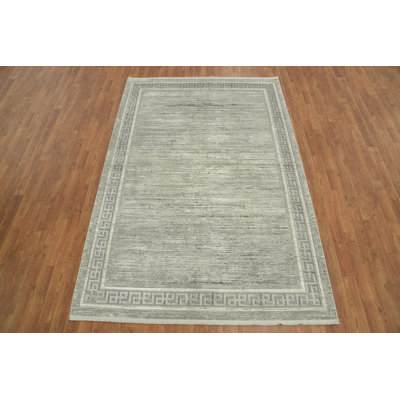 Stylish Beige Rug with Greek Key Border for Modern Homes 5x8