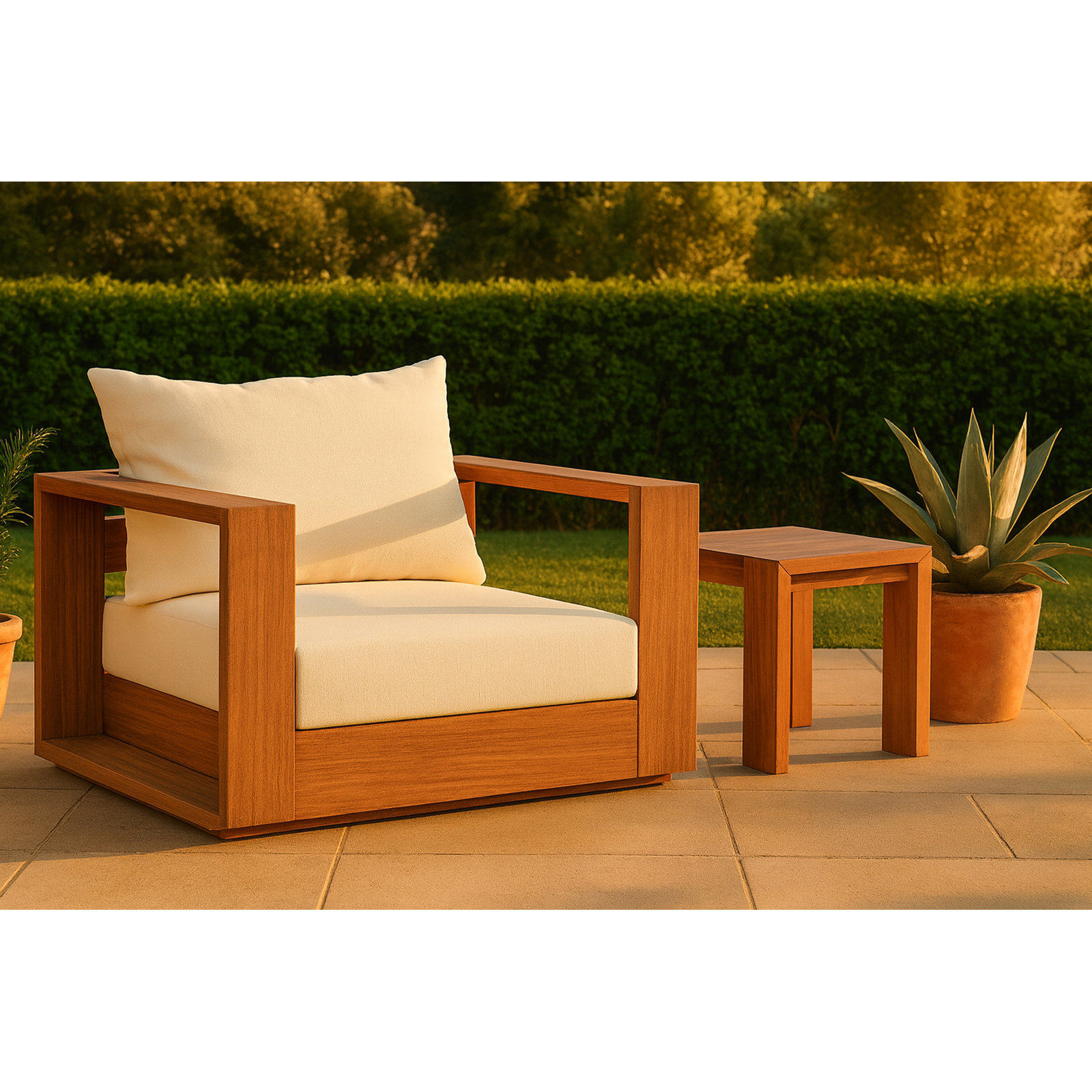 Gazel Teak Outdoor Lounge Chair, White