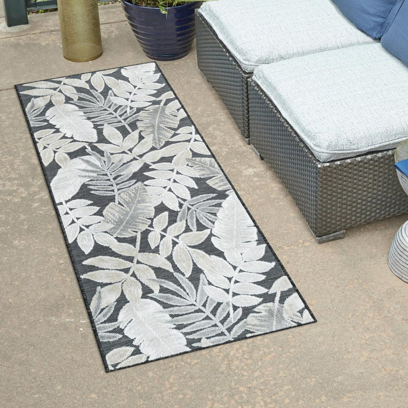 Firman Floral Indoor / Outdoor Rug, Runner 2'7" x 12'