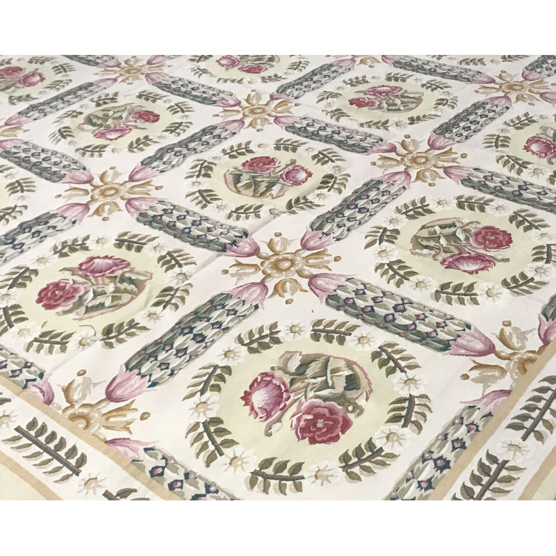 Aubusson Renaissance Wool Floral Area Rug