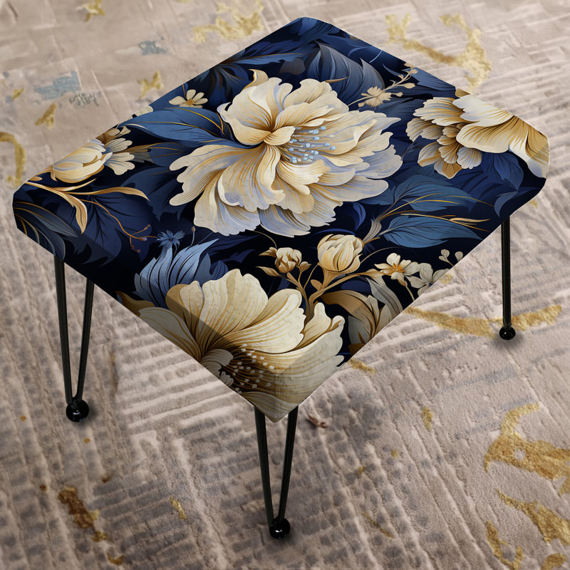 Repose-pieds rectangulaire bleu foncé et fleur de marguerite