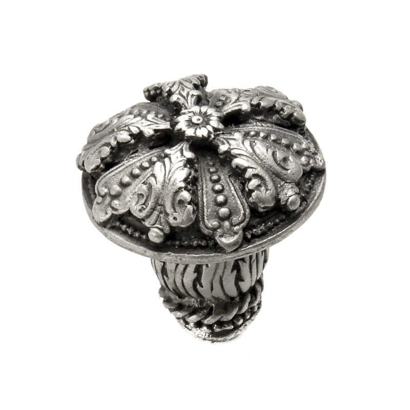 Acanthus med knob Renaissance style with feather scroll foot in Gilded Mercury, Satin