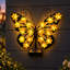 Lampe solaire décorative murale papillon, suspension extérieure en métal de 25 cm (9,8 pouces) pour jardin, terrasse, clôture ou cour.