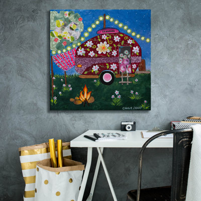  «Lets Go Glamping» par Carrie Sharp, art mural sur toile, 26 po x 26 po