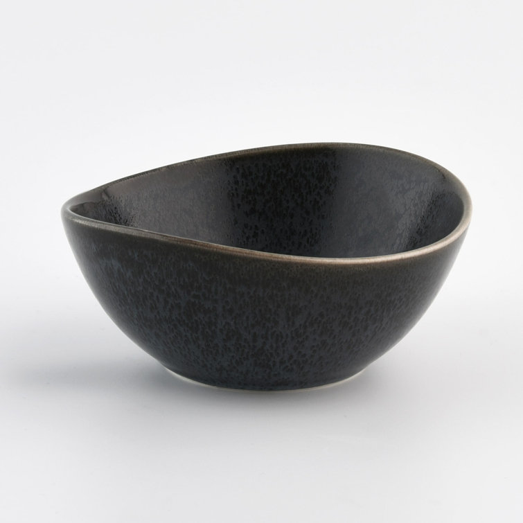 https://assets.wfcdn.com/im/66102298/resize-h755-w755%5Ecompr-r85/2476/247610908/Persaud+5-OZ+Black+Porcelain+Bowl.jpg