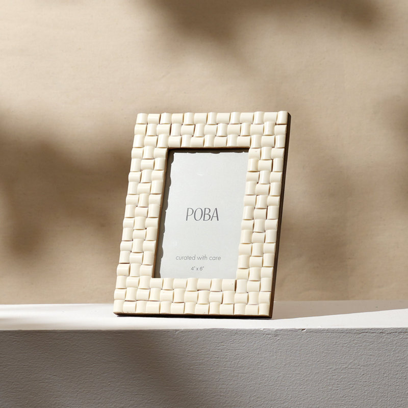 Resin Photo Fram Ivory, 21.5cm x 16.5cm
