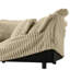 Luxueux canapé trois places - Velours côtelé camel avec assise profonde et coussins pour un confort optimal, ambiance douce et chaleureuse.