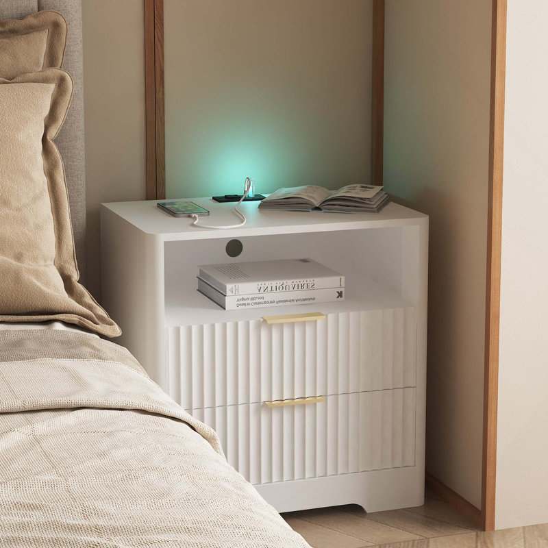 Table de chevet intelligente en bois avec station de charge, veilleuse et armoire de rangement